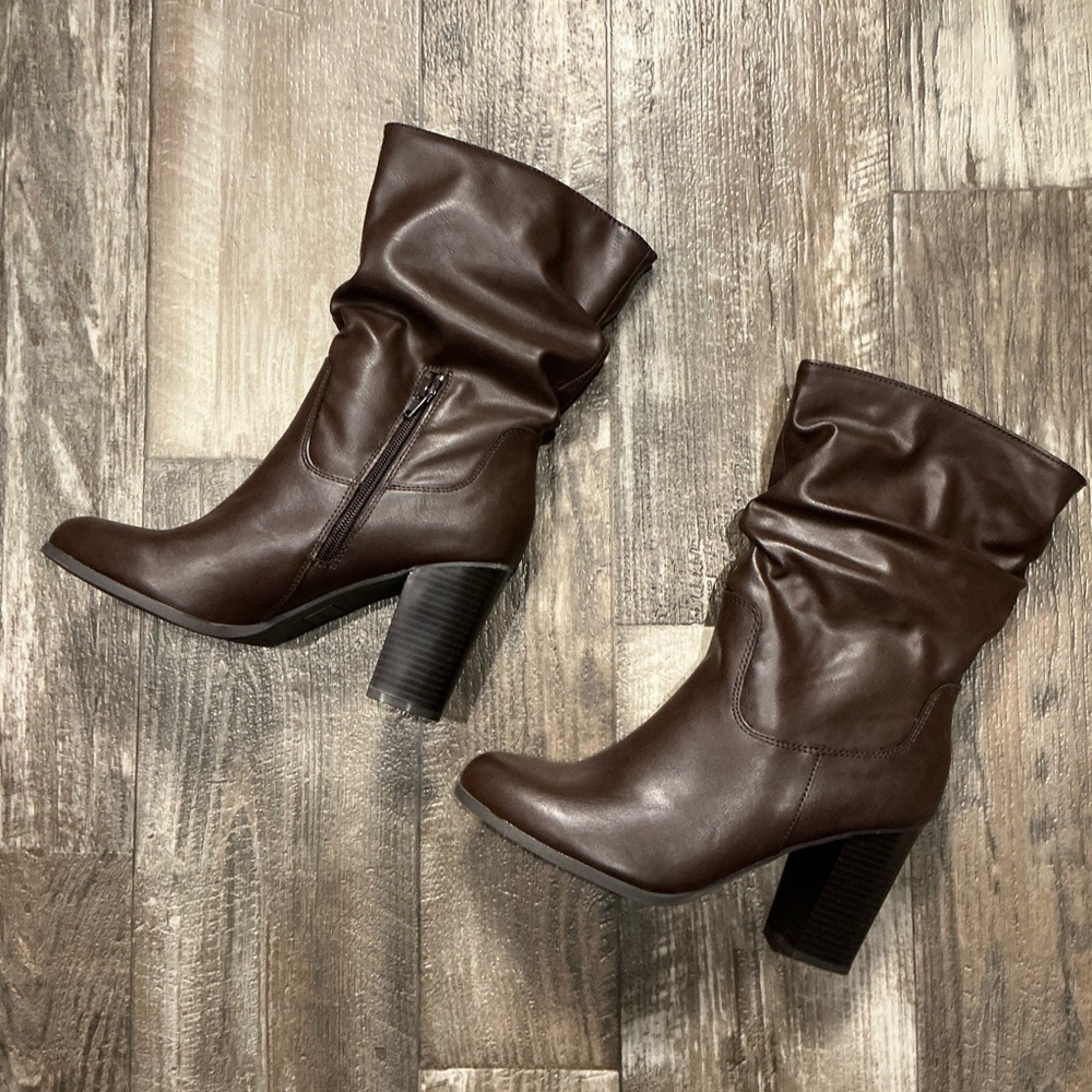 Style & Co. Dark Brown Heeled Boots Size 9.5 - Picture 8 of 16